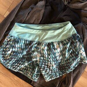 Nike size small womens work out gym athletic shorts green blue black active